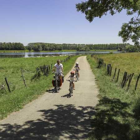 La Voie Bleue Moselle Sa ne by bike 700 km of adventure along
