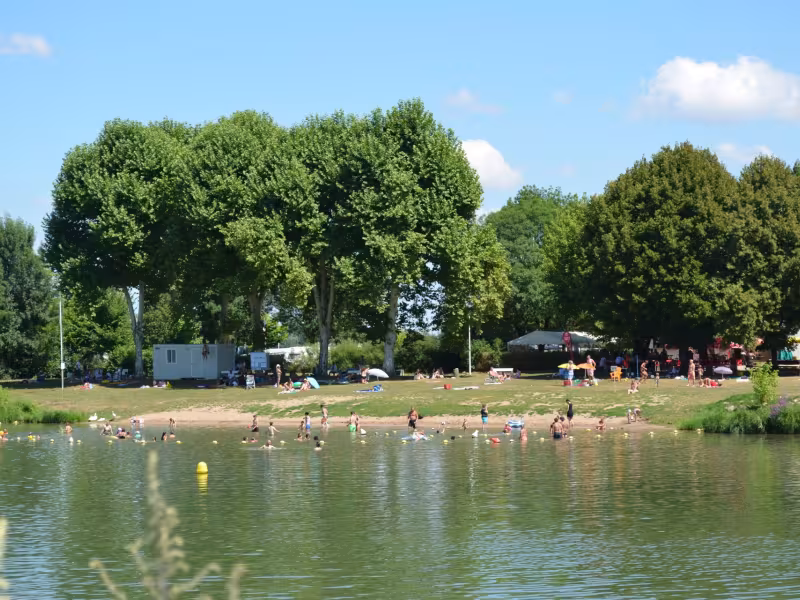 Plage aménagée à Pontailler-sur-Saône