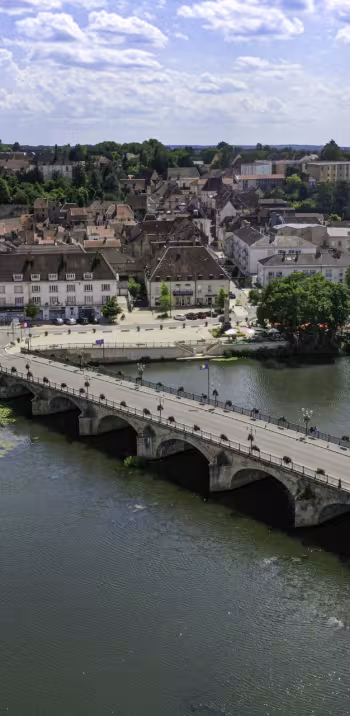 Vue aérienne de Gray-sur-Saône