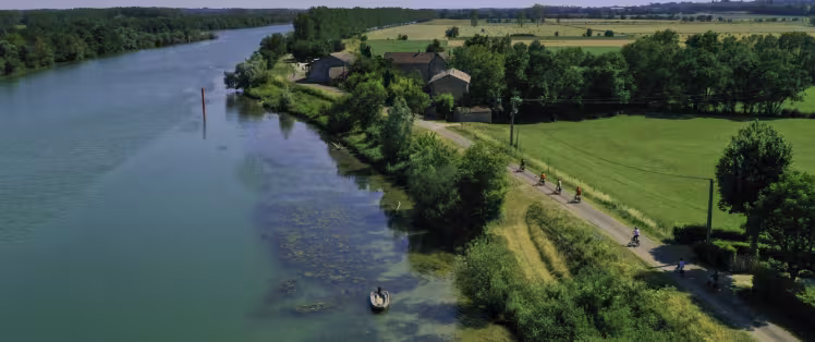 Sur La Voie Bleue en Saône-et-Loire