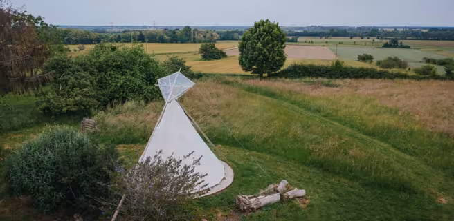 Tipis Connexion et Résonance
