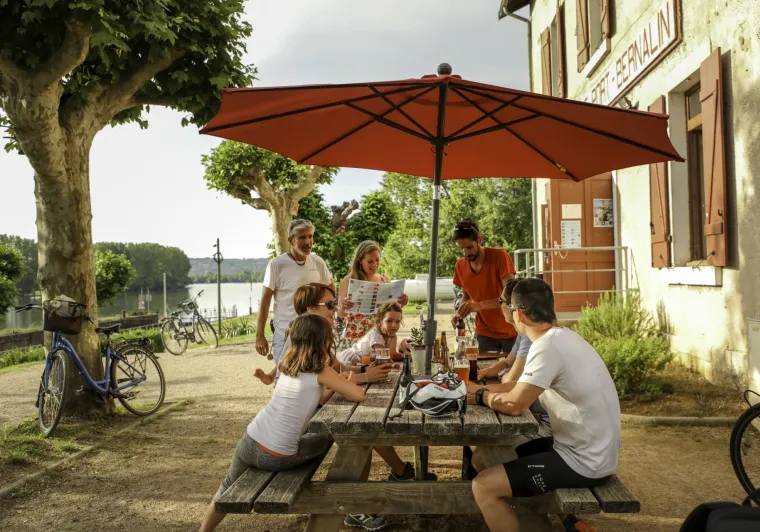 Maison Eclusière de Parcieux au bord de la Saône - Ain - Plus d'une quinzaine de bières locales, bio et artisanales à découvrir
