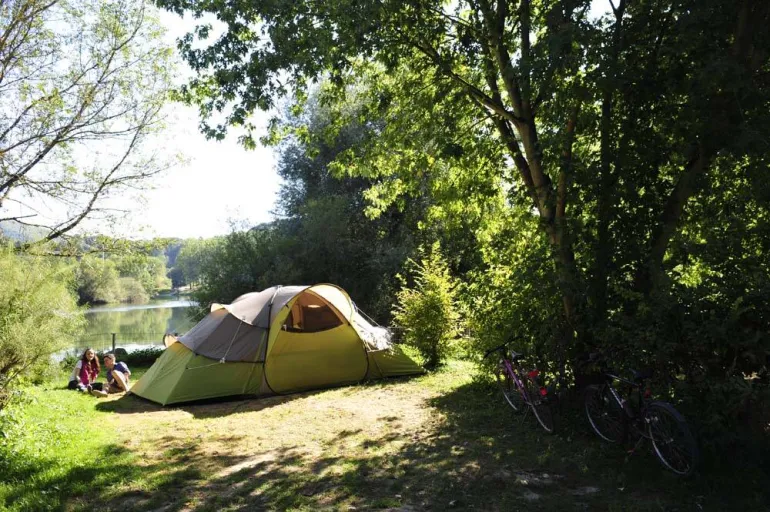 Camping de Besançon-Chalezeule photo 3