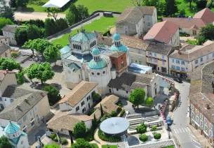 Ars-sur-Fomans, a little village that’s a big pilgrimage draw