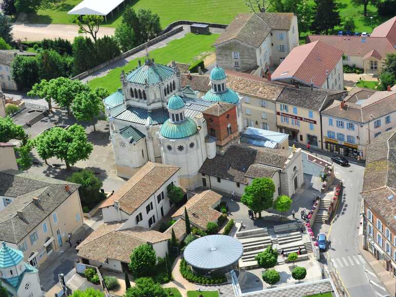 Ars-sur-Fomans, a little village that’s a big pilgrimage draw